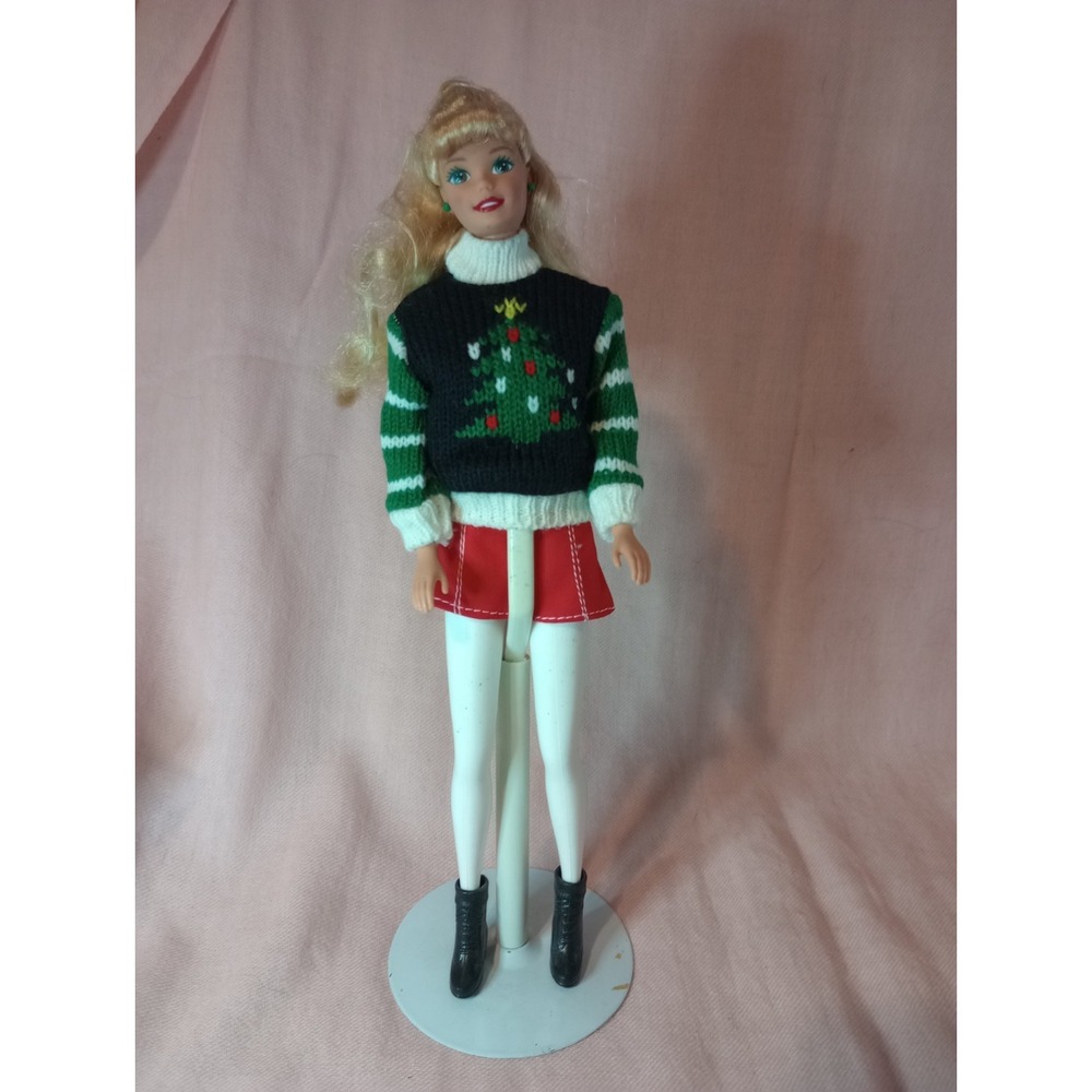 1996 Holiday Season Barbie Doll #15646 Blonde Mattel Christmas Red Skirt Boots - Picture 1 of 5